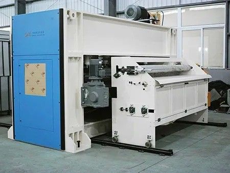 5m/Min 2000mm ~ 4500mm 바늘 뚫기 기계 자동 청소 벨루어 바늘 톱니